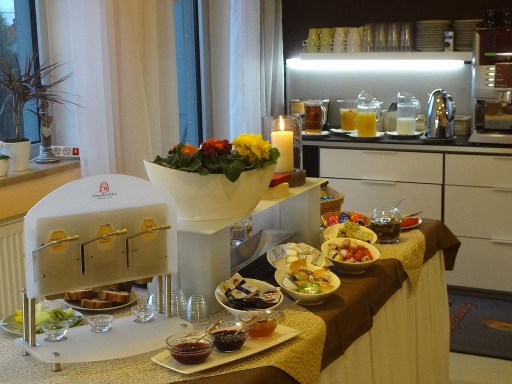 Hotel Amy Ratyzbona Zewnętrze zdjęcie
