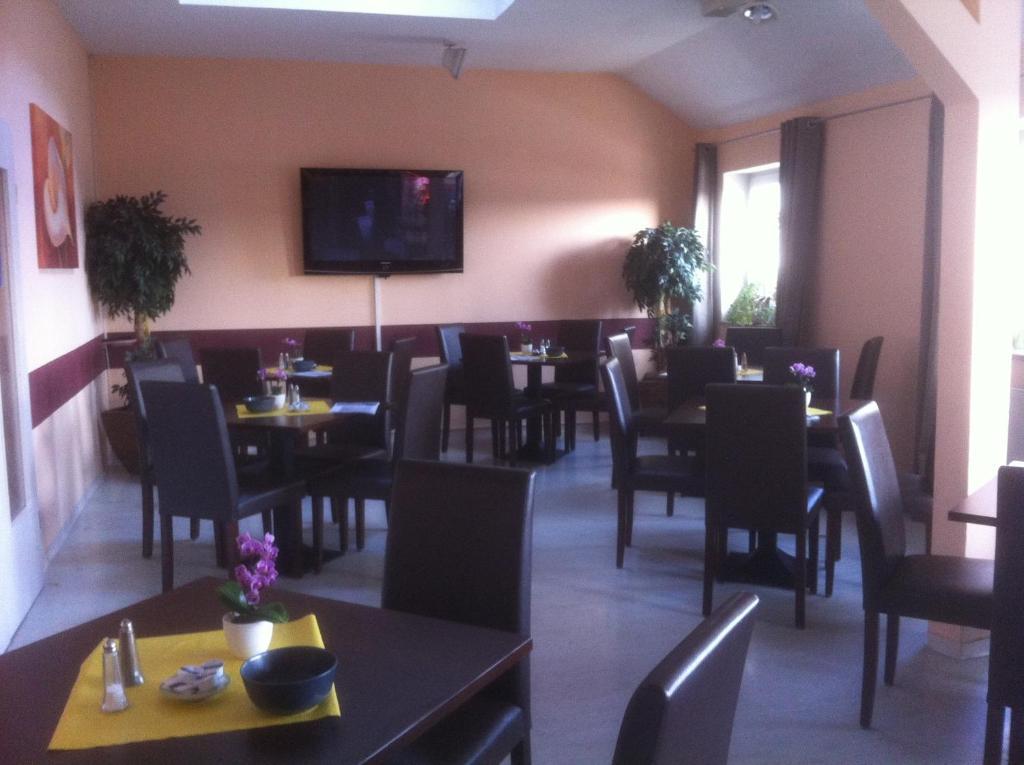 Hotel Amy Ratyzbona Zewnętrze zdjęcie
