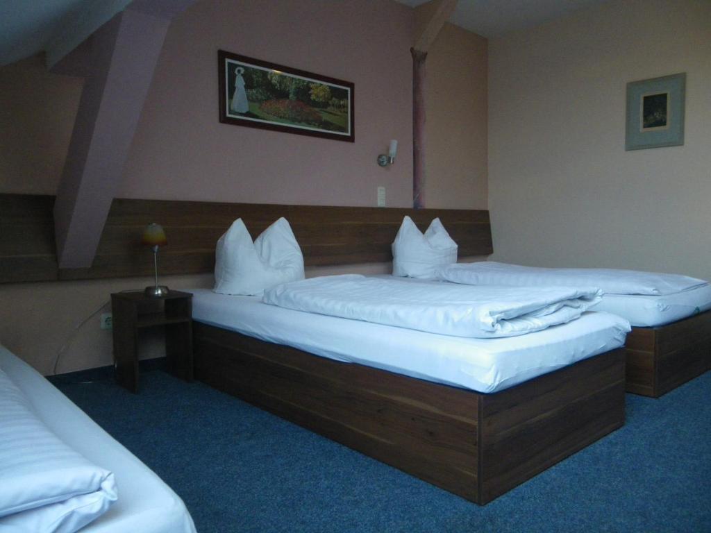 Hotel Amy Ratyzbona Zewnętrze zdjęcie