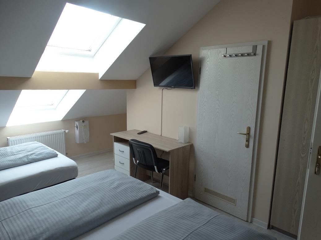 Hotel Amy Ratyzbona Zewnętrze zdjęcie