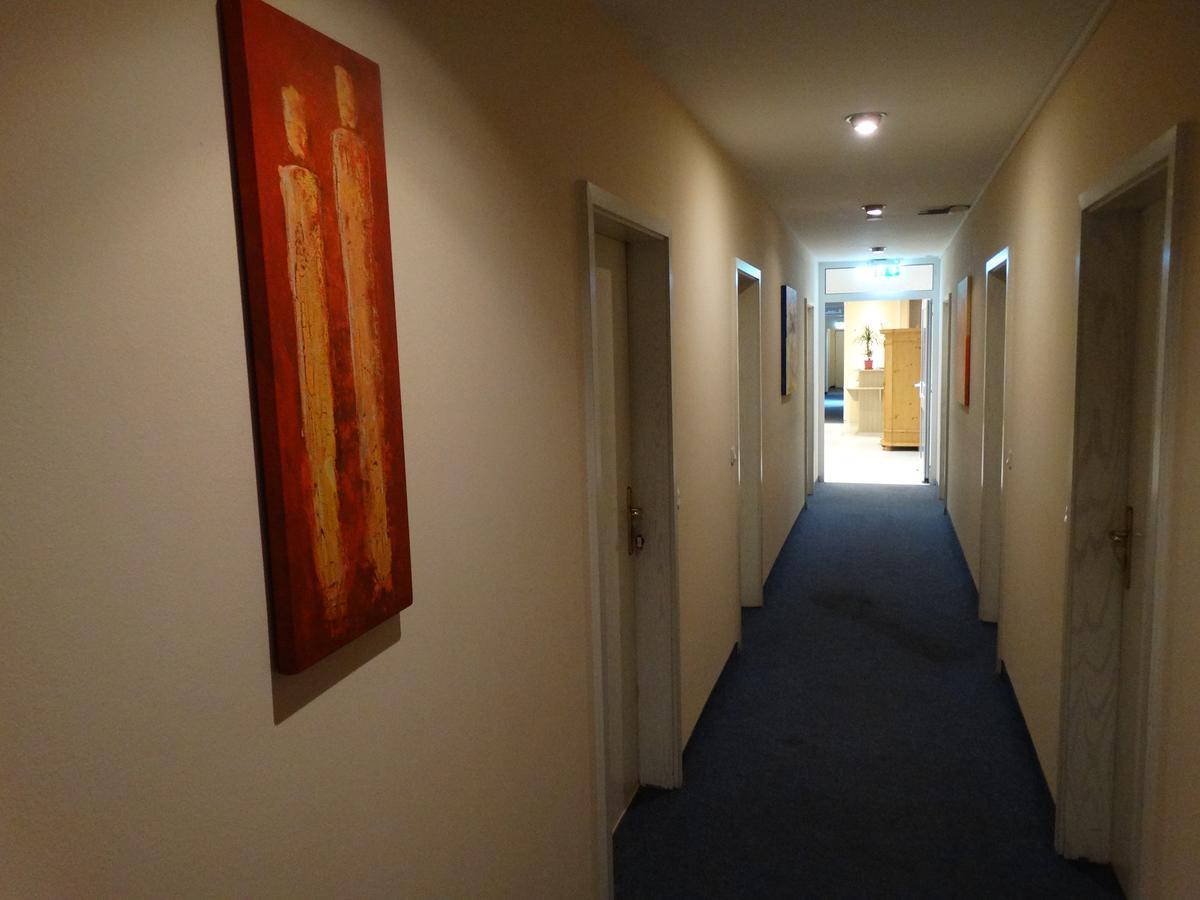 Hotel Amy Ratyzbona Zewnętrze zdjęcie