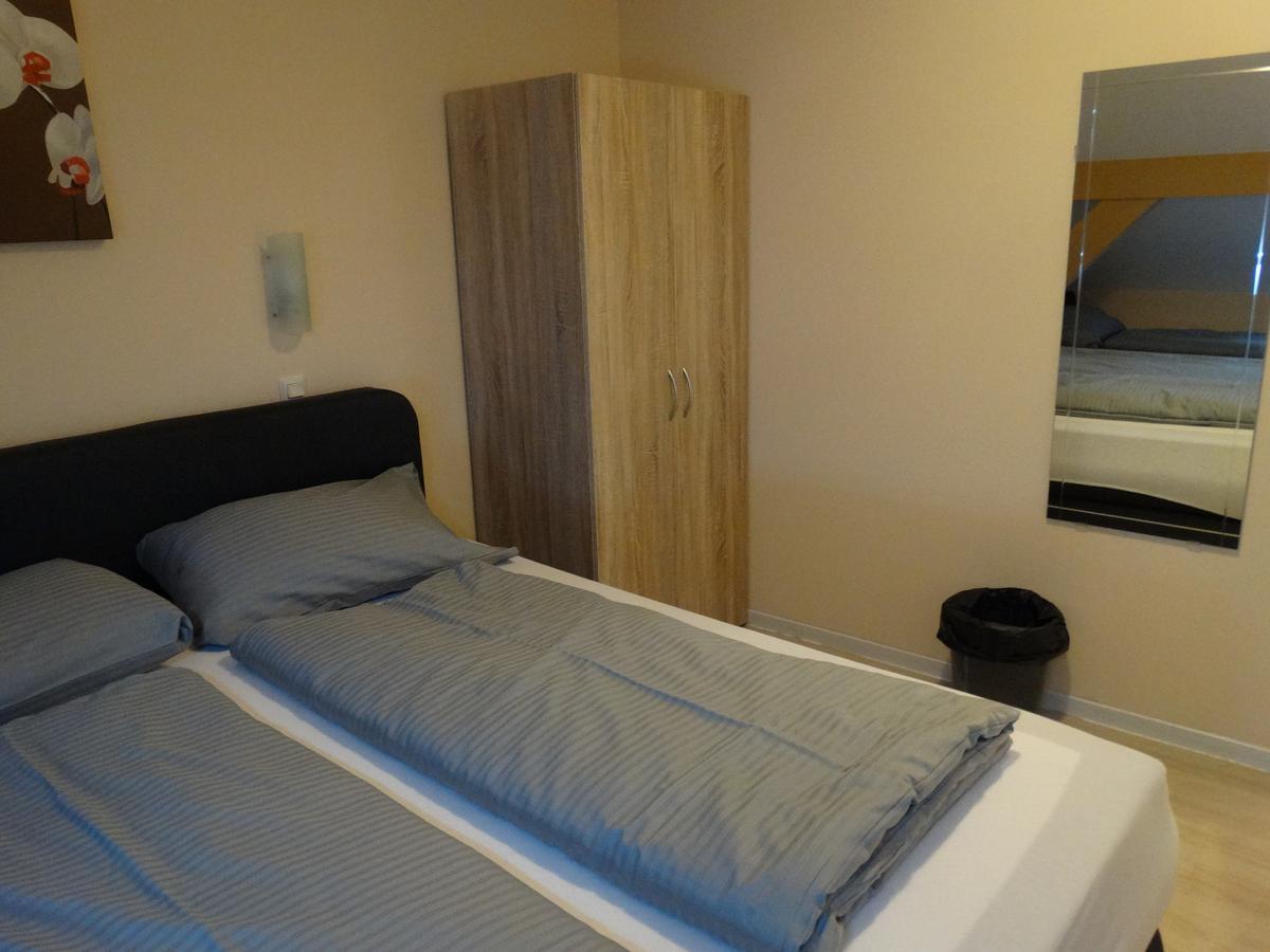 Hotel Amy Ratyzbona Zewnętrze zdjęcie